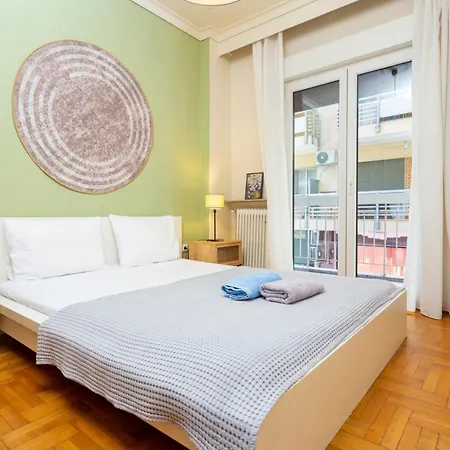 Houseloft Downtown Sea View דירה *